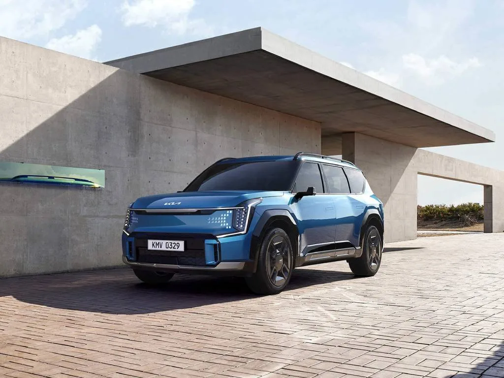 Elektrikli Araçlarda Sessiz Tehlike: Yazılım Bağımlılığı ve Garanti Riski