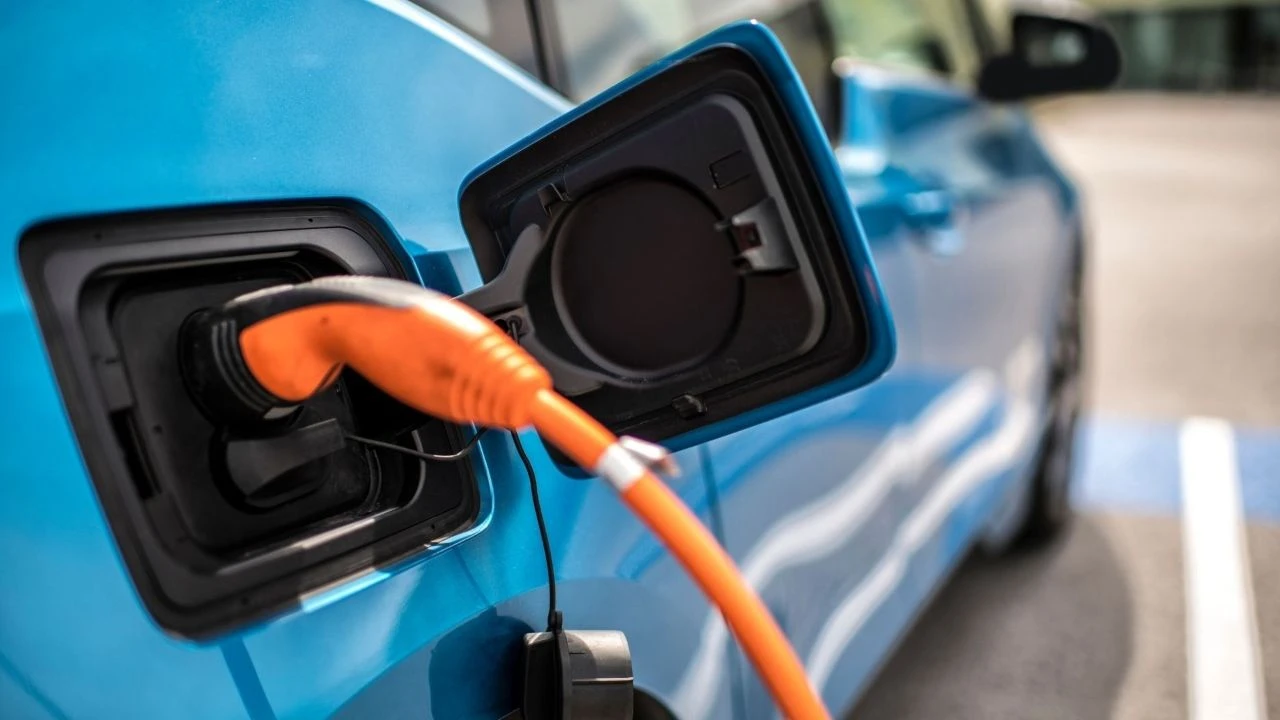 Elektrikli Araçlarda AC ve DC Şarj İçin Tek Fiyat Dönemi Başlıyor