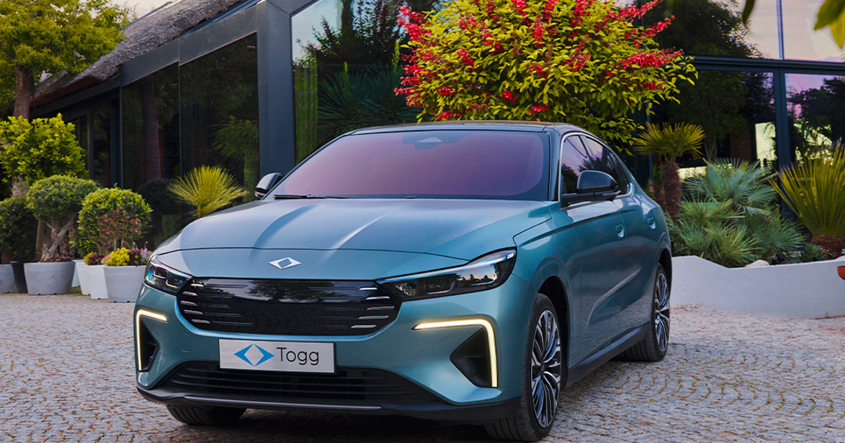 Türkiye Otomotiv Pazarında Dengeler Değişiyor: EV Satışları Sedanı Canlandırdı