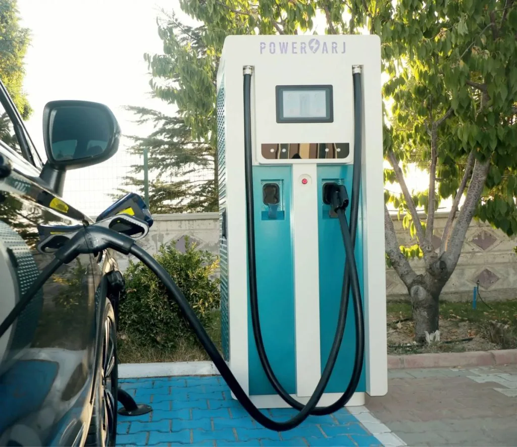 BYD’nin Yeni Şarj Cihazı Saniyede 2 km Menzil Kazandırıyor