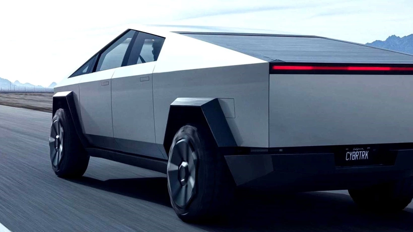 Tesla Cybertruck’a Aktif Yol Gürültüsü Engelleme Özelliği Geldi