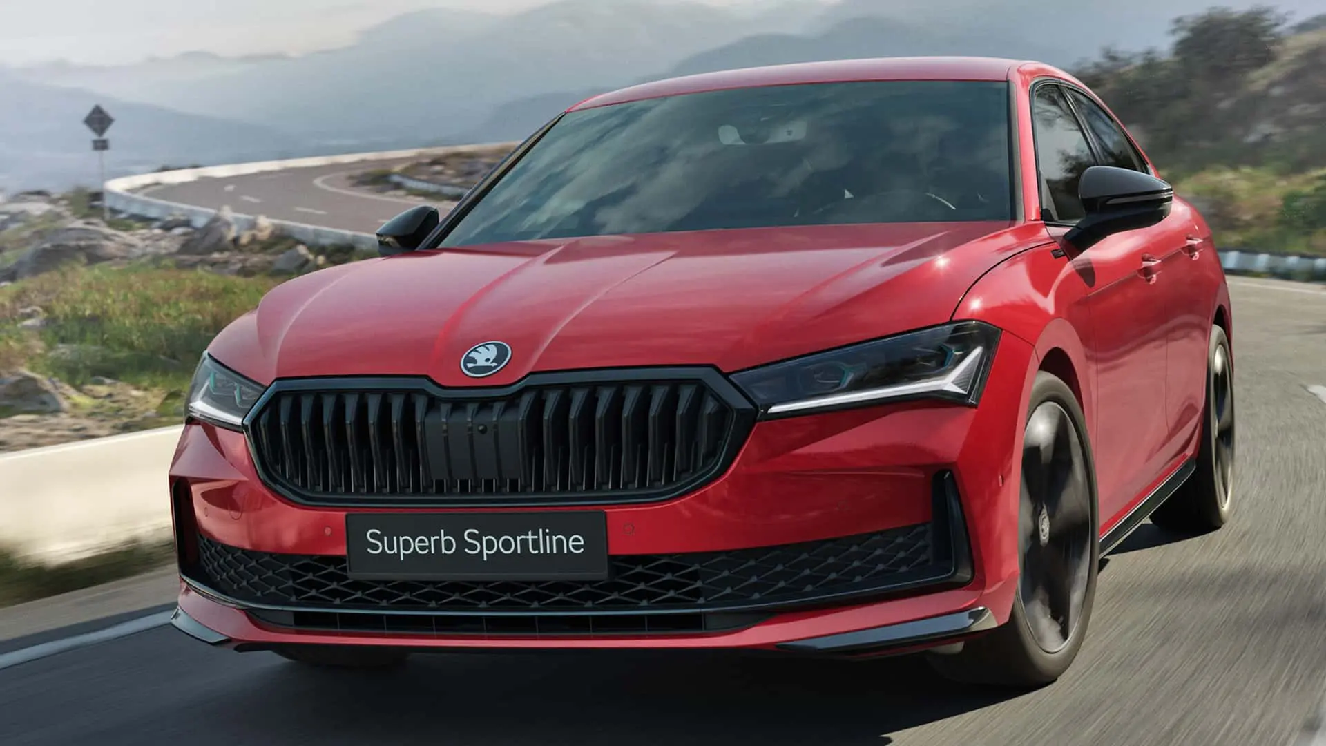 Skoda Superb Sportline MHEV Türkiye’de Satışa Sunuldu: İşte Fiyatı ve Özellikleri