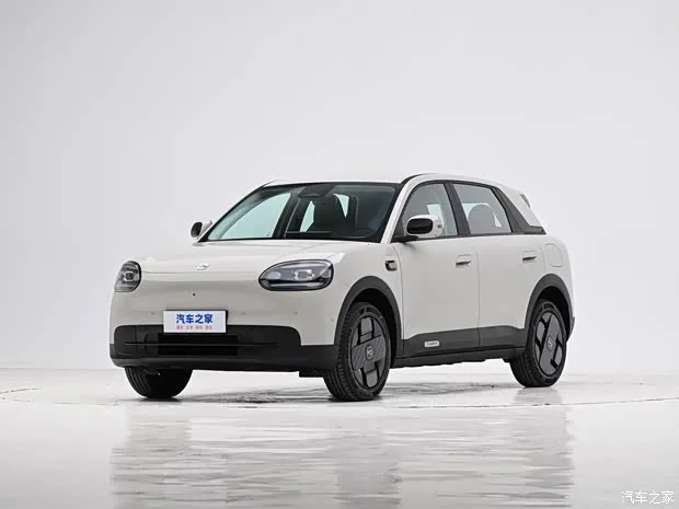 BYD yeni amiral gemisi Seal 08’i tanıttı: 1000 km menzil ve ultra hızlı şarj