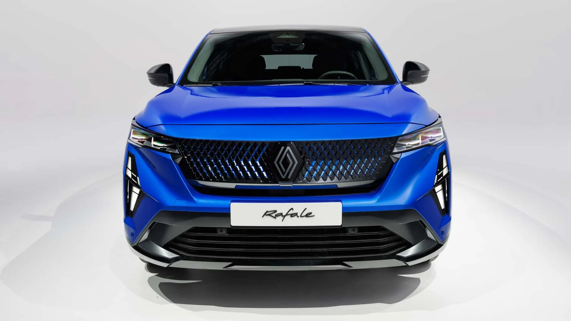 Renault’dan dev üretim hamlesi: Scenic ve Rafale İspanya’ya taşınıyor