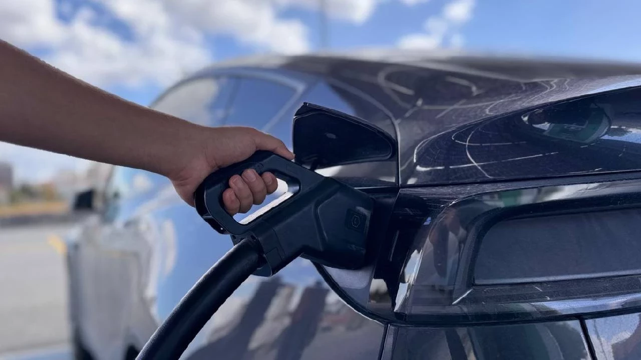 Elektrikli Araçlarda Batarya Gerçeği: 25.000 km’de Performans Ne Kadar Düşüyor?